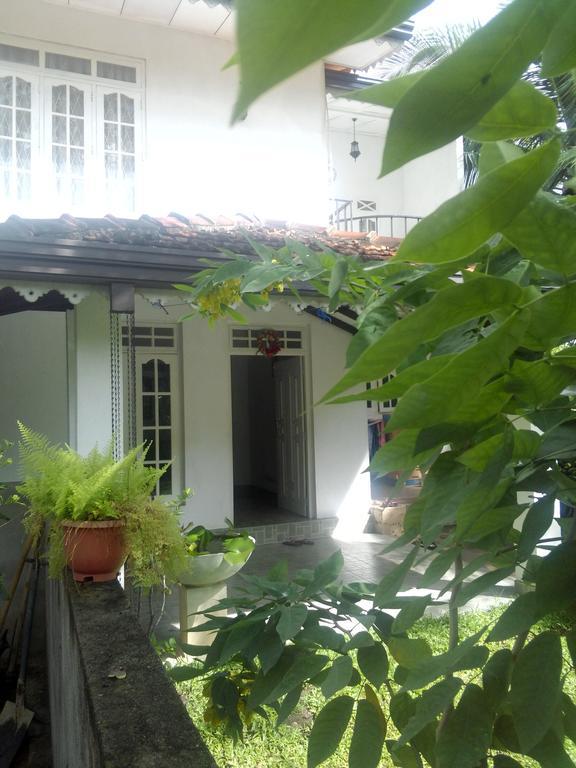 Aegle Residence Negombo Exterior photo